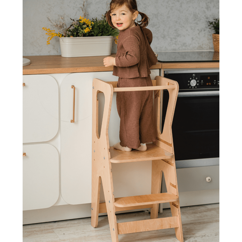 Torre de Aprendizagem Ajustável em Madeira – Luna Toys - O Gato das Fraldas